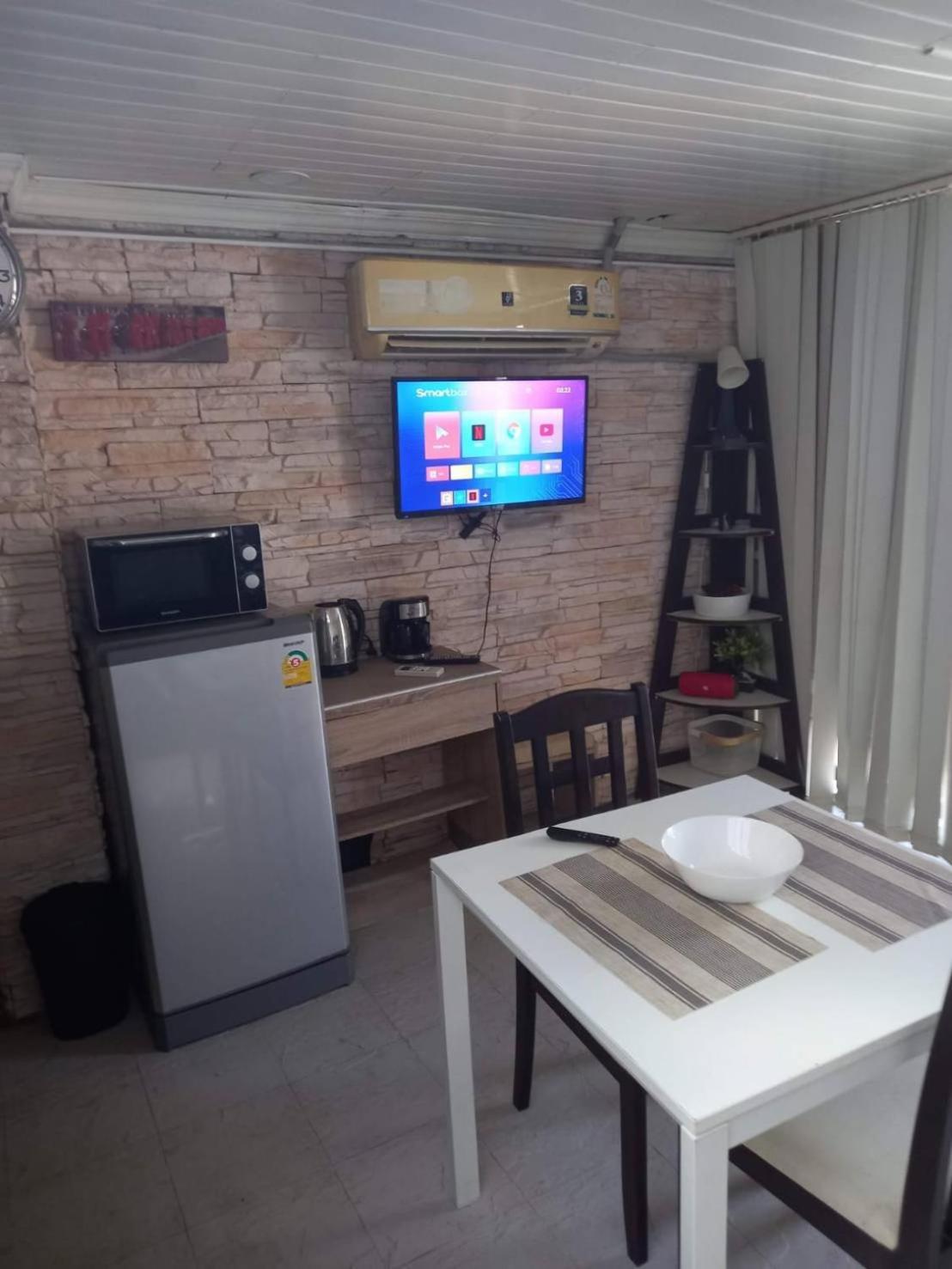 Kata Happy Place Room photo
